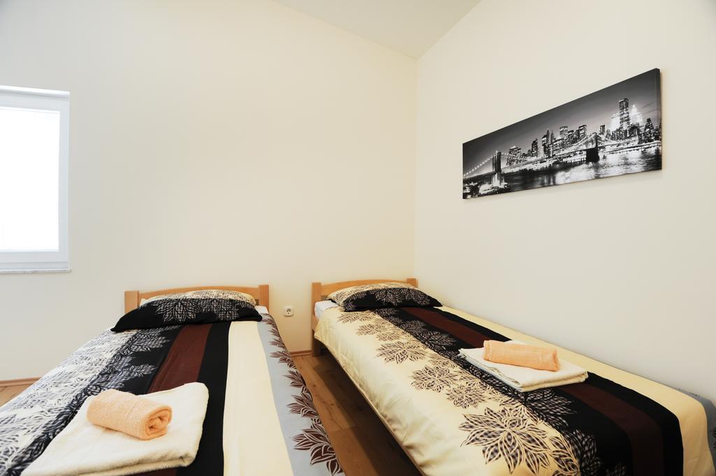 Apartment Jaz Bibinje Zimmer foto